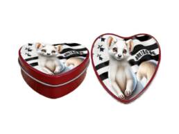 Boîte cœur rouge produit personnalisé Bretagne avec motif Hermine, souvenir romantique et régional.