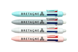 Stylo 4 couleurs produit personnalisé Bretagne, souvenir original pour boutiques et événements bretons.
