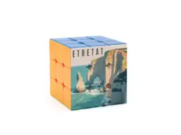 Magic Cube souvenir Étretat avec illustration des falaises et de l'Aiguille