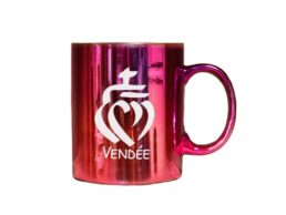 Mug effet m&eacute;tal rose souvenir Vend&eacute;e avec embl&egrave;me du c&oelig;ur vend&eacute;en