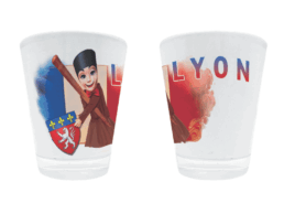Verre &agrave; liqueur souvenir Lyon illustr&eacute; de Guignol