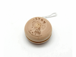 Yoyo en bois souvenir Lyon grav&eacute; avec Fourvi&egrave;re et des feux d'artifice