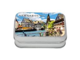 Bo&icirc;te comptoir souvenir Strasbourg avec cath&eacute;drale et maisons &agrave; colombages