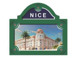 Magnet plaque de rue souvenir Nice repr&eacute;sentant l'H&ocirc;tel Negresco