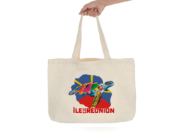 Tote bag souvenir &Icirc;le de La R&eacute;union avec tortue marine et fond R&eacute;union